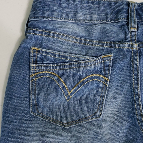 LEVI'S denim shorts - Picture 7 of 10
